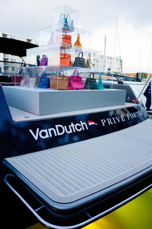 Boating While Bag Shopping: The World's First Pop-Up Yacht!