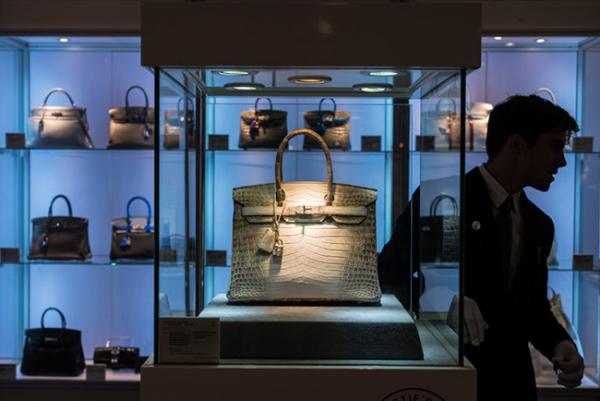 Another Record-Breaking Birkin Sale at Auction in Hong Kong